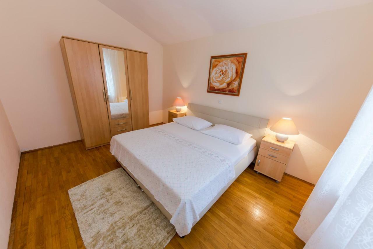 Apartments Mateo Trogir Eksteriør bilde